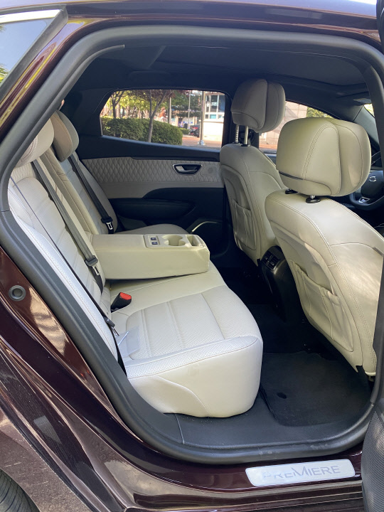 르노삼성자동차 SM6 2열. <이상현 기자>